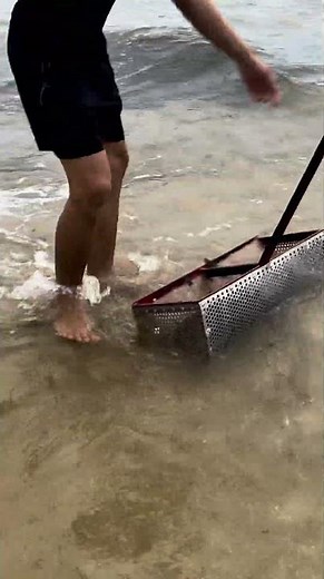 INSANE Underwater Discovery During Beach Cleanup! #beachcleanup #treasurehunt