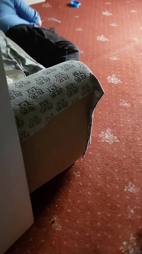 Cheese Slap Prank: Hilarious Dad Reaction