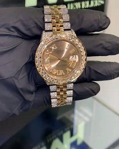 Design your own custom Rolex or watch here at Mile High Jewelers. We can add Any Diamonds or Color Stones to change the look of your own personal watch. Give us a call TODAY to get started...303.549.3742 . . #milehighjewelers #customanything #mileabovetherest #customjewelers #rockymountainkingofbling #diamondrolex #bussdownrolex #diamondwatch #goldrolex #davidthejeweler #milehighcity #DenverColorado #rolex #diamondbezel | Mile High Jewelers