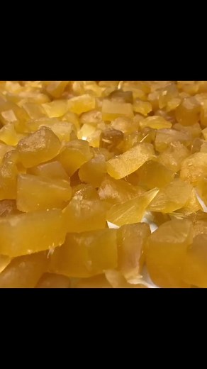 Candied Australian Ginger covered in dark chocolate!Sinfully good!“Chocolate Cheers”#mthompsonchocolates#leslieville #handmade#glutenfree#chocolate #corporategifting#teambuilding #weddingfavours#chocolateparties #shoplocal #shoponliine#ginger #chocolatecoveredginger | M Thompson Chocolates