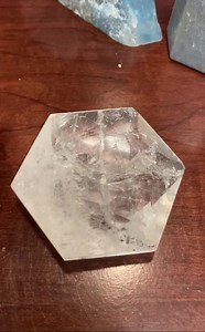 ✨CYBER MONDAY DEALS✨ Clear Quartz Merkaba Carving $55 2.5in...