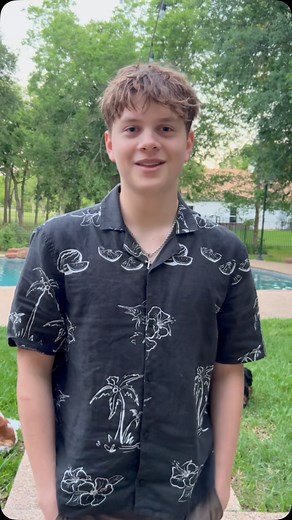 Venmo Adrianna-Walker $15 for a 16oz jar of homemade salsa $15 for a dozen homemade chocolate chip cookies Dm me for delivery instructions | James Walker