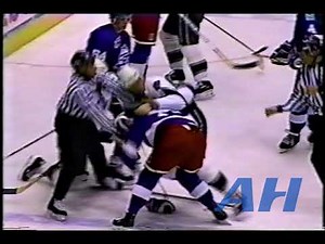 NHL Oct. 12, 1991 Los Angeles Kings v Winnipeg Jets (R) Larry Robinson v Shawn Cronin