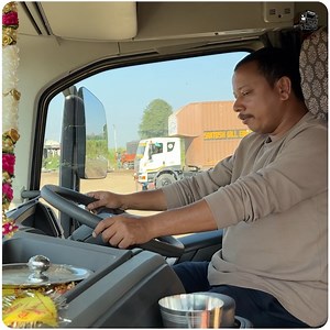 899K views · 26K reactions | ഈ Puller ഓടിക്കുന്ന ഡ്രൈവറുടെ മാസശമ്പളം??? | EP - 14 | ( Bro Mumbai Trip ) | #jelajaratheesh #puthettutravelvlog #puthettutransports #travel #kerala #roadtrip #familytravel #family #ladytruckdriver #lorrylife #truckerlife #brothers #mumbai | Puthettu Travel Vlog | Facebook