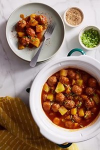 Hit your sweet & spicy craving! 🍢 These Teriyaki BBQ Meatballs are easy to prep in the slow cooker for game day or family dinner! Sweet, tangy, and oh so satisfying. 😋 Bookmark this one for Superbowl Sunday! #delmonte #growersofgood #teriyakibbqmeatballs #delmonteus #superbowlsunday #gamedaysnacks #superbowlsundaysnacks #superbowlsnacks Teriyaki BBQ Meatballs Prep time 10 minutes Cook time 25 minutes Ingredients 1 tub (52 oz.) Del Monte® Mango and Pineapple in Extra Light Syrup 3/4 cup prepare