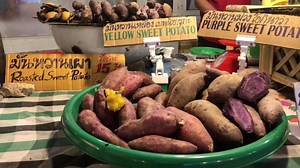 A must to do... the Lamai night market each sunday. One street for the goodies one street for the food. Always a pleasure. 😋😋👌🤗🇹🇭 | Be-Help Thailand App