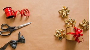 Kills 99.9% of viruses, bacteria and fungi, including 8 cold & flu viruses. | Lysol