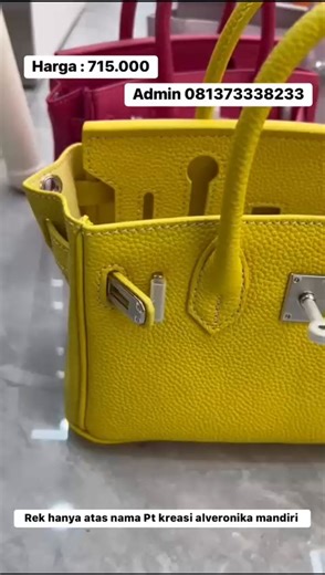 ✨ Tas kulit elegan yang siap nemenin kamu dari coffee date sampai meeting penting! Simple, classy, dan pastinya tahan banting buat sehari-hari. Upgrade vibes kamu, sis! 💼🔥 Harga 715.000, Mau?? Keep admin wa.me/6281373338233, YG MAU JOIN RESELLER JUGA BISA YA LANGSUNG AJA KLIK LINK👉 https://whatsapp.com/channel/0029VbAlJPr4Spk8ruyRrj1b | Carles Levin Alvironika