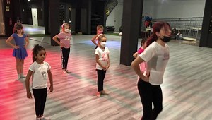 並 BALLET KIDS 並 Ilaria Zingarella Martes ⏰ 16:30 | Backstage Dance Studio | Facebook