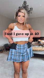 I why corn might not be the best choice for everyone, despite its popularity. corn tends to be lower in essential nutrients like vitamin C and calcium. Corn is relatively high in carbohydrates, particularly starch, which can cause a rapid increase in blood sugar levels. For individuals with insulin resistance or diabetes, consuming large amounts of corn can lead to spikes in blood glucose levels, making it a less favorable option. Doesn’t digest well, causes bloat & gas. | Karina Rabin