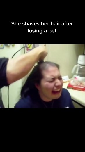 #bet #headshave #haircut #hair #hairtransformation #headshaving ##buzzcut #bald #baldgirl