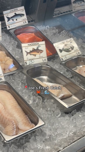 Craving fresh seafood? 🦐🐟 📍 Visit Joe’s Fresh Catch at Coconut Point Mall and dive in today! #fresh #catch #seafood #coconutpoint #mall #estero #swfl #eats | Coconut Point
