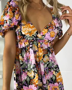 2.7K views · 16 reactions | Funky florals 李 We’re lovin’ the fun + flirty feels you’ll get in this mini dress from Urban Bliss!  Perfect for girls night ‍♀️ Sizes 8-14 - Tap to get it ✨ | GetThatTrend.com | Facebook