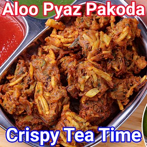 Aloo Pyaaz Pakoda: bit.ly/4bLYI3q Green Chutney Recipe: bit.ly/3bCIa4H Aloo Pyaaz Pakoda Recipe | Aloo Pyaz Pakora | Aloo Kandha Bhajiya with step-by-step photo and video recipe. Pakora or deep-fried crisp snacks are very common snack recipes across India. It is typically made with just one hero ingredient which could be vegetable or dairy products. But it can also be made with a combination of vegetables and one of the popular North Indian pakora is the aloo pyaz pakora recipe. #hebbarskitchen 