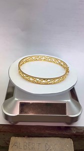 2M views · 30K reactions | gandang bangle nito guys! gumawa ako ng doble lock 18k bangle... salamat po sa tiwala mam Charlyne ng liliw laguna殺 late upload guys!! #gold #jewelry #everyone #friends #viewers | Albert Denilla | Facebook