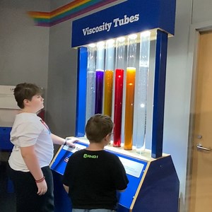 NEW EXHIBIT AT DISCOVERY CENTER! 👀🧪The exhibit is comprised of six tubes filled with liquids of varying thicknesses, or viscosities, in distinct colors. Guests can compare the movement of the bubbles through the liquids. The exhibit demonstrates how thicker liquids (those with a higher viscosity) provide more resistance than thinner liquids. Thank you to Thermo Fisher Scientific for funding the Viscosity Tubes exhibit and for helping inspire future scientists! #discoverycentermuseum #thermofis