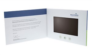 [Hot Item] Creative 5inch LCD Video Greeting Card Brochure for Wedding Invitation