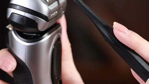 这款X5智能手表，续航强劲、精准监测，日常佩戴流畅实用，提升生活效率，是品质生活的可靠伙伴。