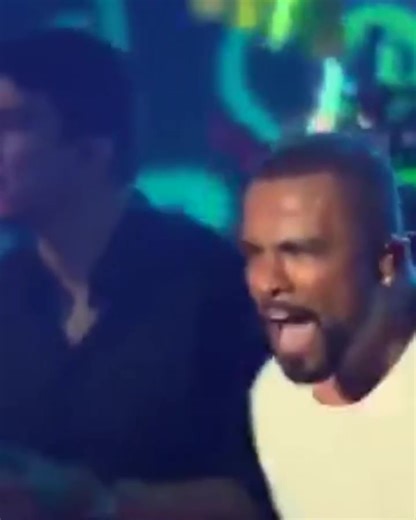 20K views · 590 reactions | Alexandre Pires ✨ Você virou saudade | Só músicas | Facebook