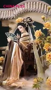 This miniature "mannequin" is a real sweetheart. Hard as it is to believe, every element of this ancient Chinese beauty is made completely from fondant, even down to her gown, updo and hair accessories. #Delicacy #FunChina | China Plus Culture