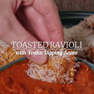 Toasted Ravioli is a versatile dish that can be enjoyed as an appetizer, side dish, or the main course. Give it a try with this decadent and creamy Vodka Dipping Sauce! Full recipe: https://bit.ly/3xRY04k | Tomato Wellness