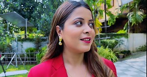 London Girl Returns Sunny Golden Shooting | Sunny Golden