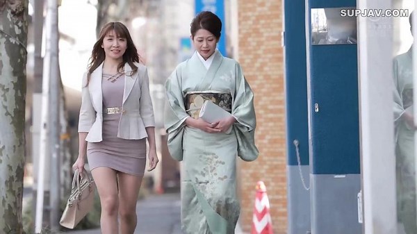友田真希
