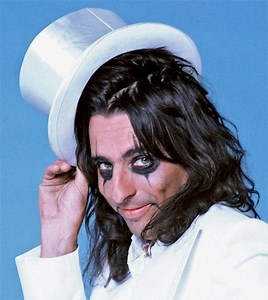 ‘In the future everyone will be bisexual’—Alice Cooper, 1974
