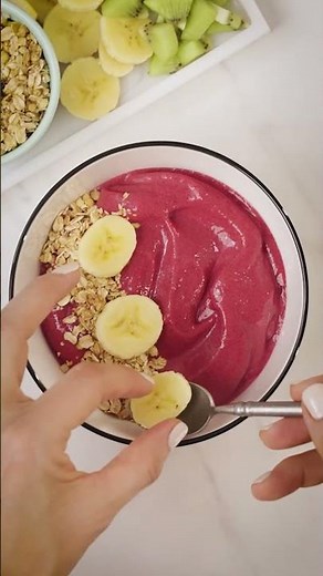 Blackberry Smoothie Bowl