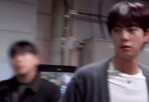 3.6K views · 236 reactions | Huaaa ini dia konten behind dari event High-touch with 700 lucky Japan ARMY凉凉 liat stylenya papjin disini simple tapi aura boyfie + gantengnya Pancak pancakk polll . _lalaKookie | ARMY BTS - Indonesia | Facebook