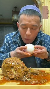 509K views · 7.4K reactions | EATING SHEEP HEAD MUKBANG REAL SOUND #sheephead #eatingasmr #eatingsheephead #spicyfood #viralfood #spicysheepmeat #asmr #mukbangphilippines #mukbangasmr #mukbangindonesia #fbreel #saltfoodie #viralreelschallenge #indianmukbang #foryoupageシ #streetfoodpakistan #streetfoodlover #foodie | Salt Foodie | Facebook