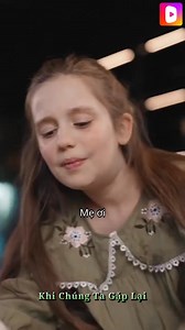 327K views · 3.6K reactions | https://page.dramabuzzs.com/s2l/69682.html Cha Evan dựng chuyện Emily đã mất để chia rẽ hai người. Bảy năm sau, bé Lily bán chiếc đồng hồ của Evan để cứu mẹ. Từ đó, Evan lần ra sự thật: con gái thất lạc, Emily còn sống nhưng mất trí nhớ. Sau hành trình đầy thử thách, gia đình họ được đoàn tụ. | DramaWave · Kho Phim Ngắn Hay | Facebook