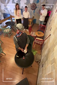 6.2K views · 55 reactions | Las felicitaciones de sus compañeros de trabajo le alegraron el día | Fabiosa Radiante | Facebook