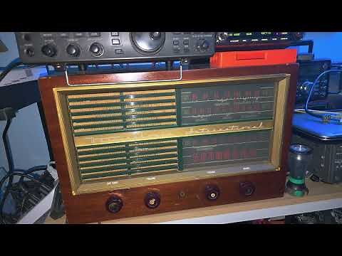 WBCQ 7490 kHz Shortwave on Vintage Westinghouse International 1949 receiver talking Car SWL receiver