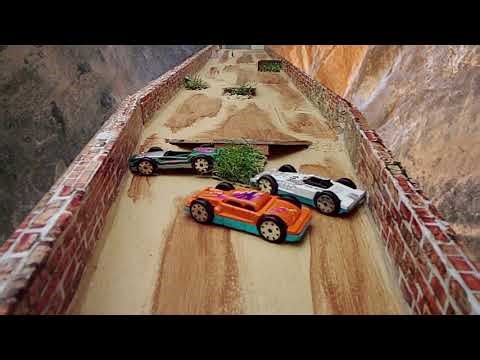 Demolition Race: More Hot Wheels Flippers (part 1)