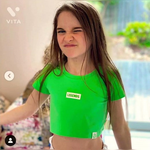 NN FASHION - NAZ NORRIS MODELS