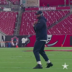 #Dak getting ready to put a beatdown on Tampabay 🔥 #reallyfetv | Reallyfe Street Starz