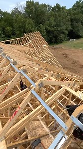 342K views · 1.3K reactions | Setting Piggy Back Trusses #framing #construction #houseconstruction #trusses #skills #team #perfect #beauty #strong #construction #shorts | Ada Gomez | Facebook