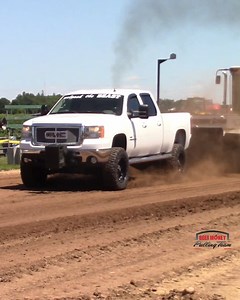 2 minutes of women driving gas and diesel 4wd Trucks. | Beer Money Pulling Team