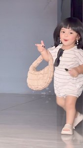 718K views · 17K reactions | Her Legs  | Larrypro | Facebook