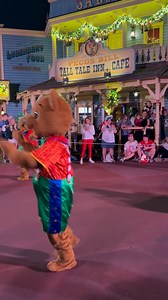 When Tally tells you the Naughty list has your name on it! Naughty! #disney #magickingdom #tally #elf #christmas | Disney Parks With Love