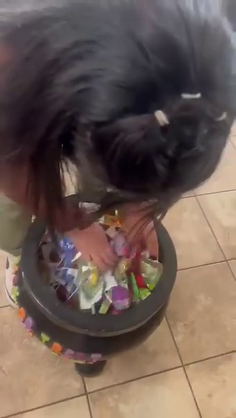 Spotlight! We still have lots of candy left over here at 324 Royal Falcon Dr, we will be here until late! Come by! | Del Rio Community Spotlight