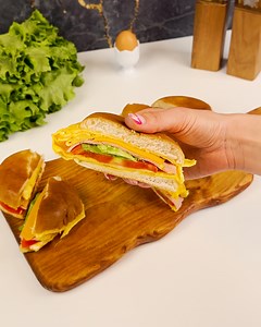 Smashing that sandwich to perfection 🥪🔥 | Art & Sculpture