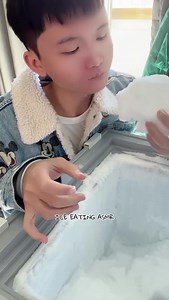 16K views · 664 reactions | Fridge ice eating asmr 懶襤...