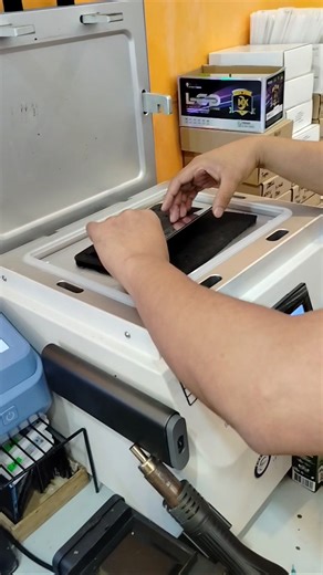 11K views · 43 reactions | Infinix Hot 40i Broken Screen Problem Lcd Reglass Problem Fixed Job Well Done  ... ... ... No Copyright Infringement intended Credit to the Rightful Owner of the Audio | JunTech Cellphone Repaire And Accessories | Facebook