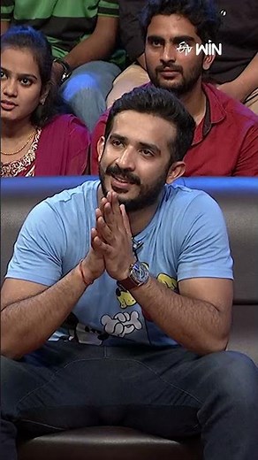 #shorts -😂😂 #Venky prepares different caps with paper #talent😂😂