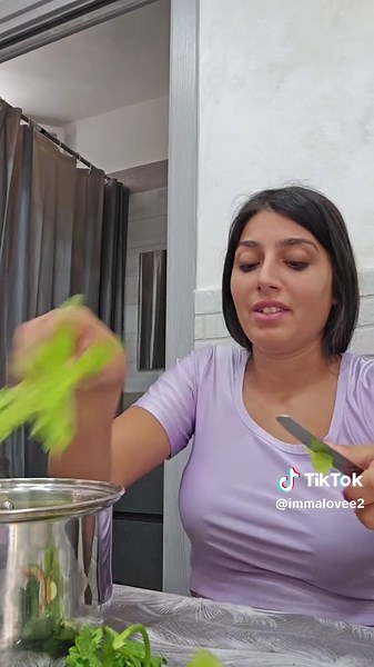 Immaalovee su TikTok