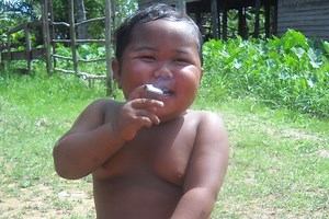 Two-year-old chain smoker who puffed 40 A DAY is unrecognisable 7 years on