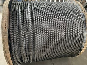 [Hot Item] 6X19 FC 7X19 Ungalvanized Steel Wire Rope Fibre/Steel Core with Yellow Grease