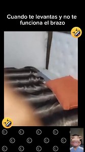 Cuando me levanto y no me funciona el brazo #fyp #bromas #parati | curiosidades.hn